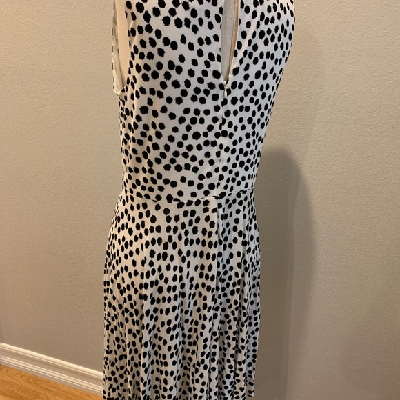 Loft dress size M - Picture 2 of 4